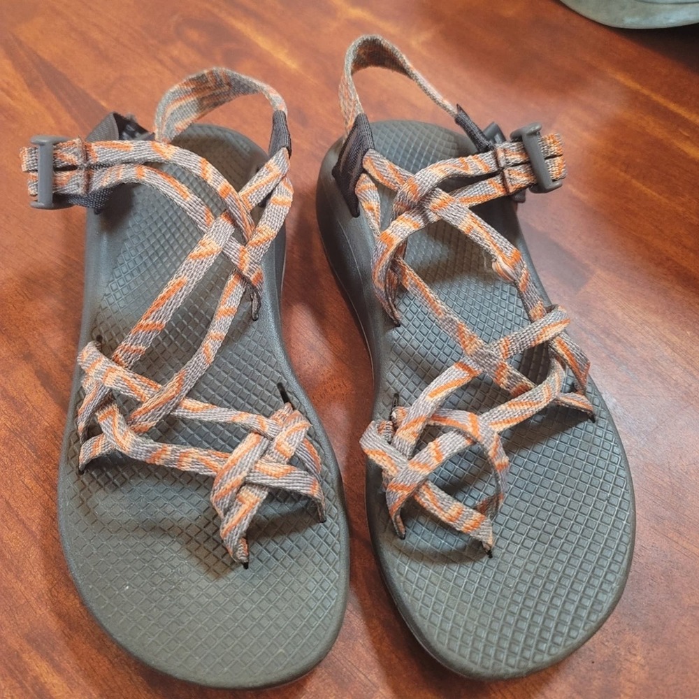 Chaco Women's Z Cloud X2 Toe Loop Sandal Sz.7 Pre-owned